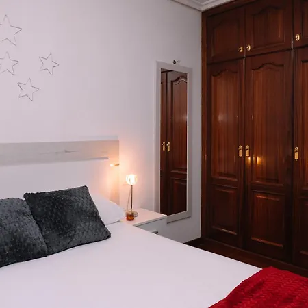 Diáfano Y Acogedor En By * Vigo