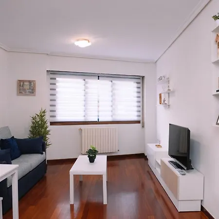 Diafano Y Acogedor En By Appartement Vigo